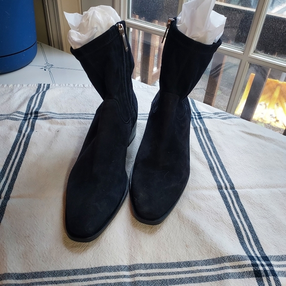 Aquatalia Dark Blue Suede Weatherproof Ankle Boots Size 10M - Picture 7 of 8